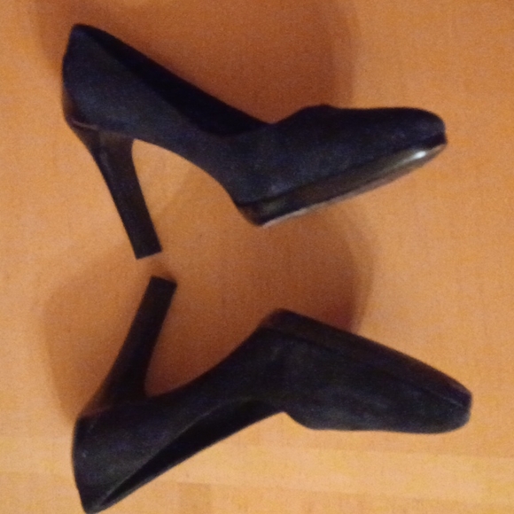 🎈🎈🎈RALPH LAUREN PURPLE L COLL.GENUINE SUEDE LEATHER HEELS SIZE 8.5 3 1/2 HEEL - Picture 3 of 11